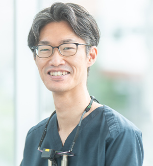 副院長/口腔外科認定医 伊藤　将吾