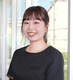 歯科衛生士　H