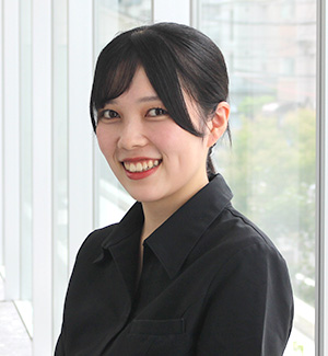 歯科衛生士　H